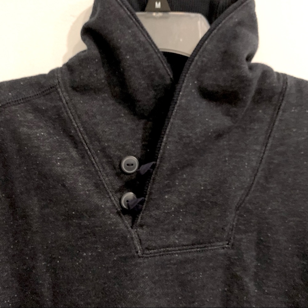 GAP - Nice Grey Pullover w/ Extended Collar